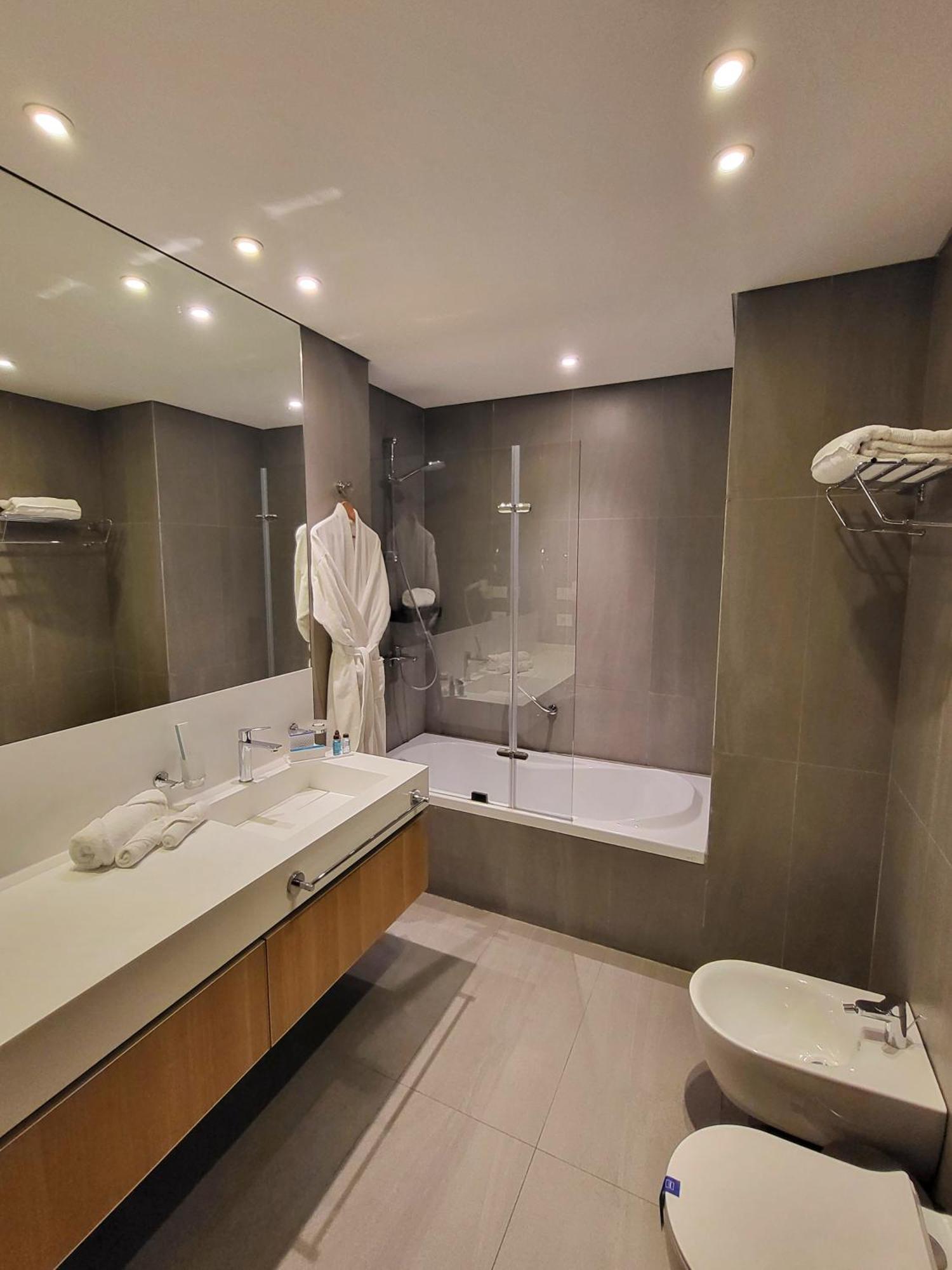 Hotel Monot